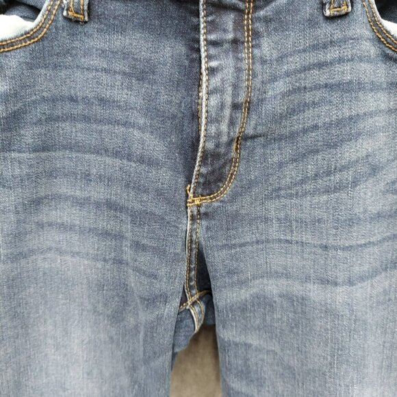 Universal Thread Distressed Skinny Jean Medium Wash Size 14/32R  Cut Bottom - Picture 7 of 16